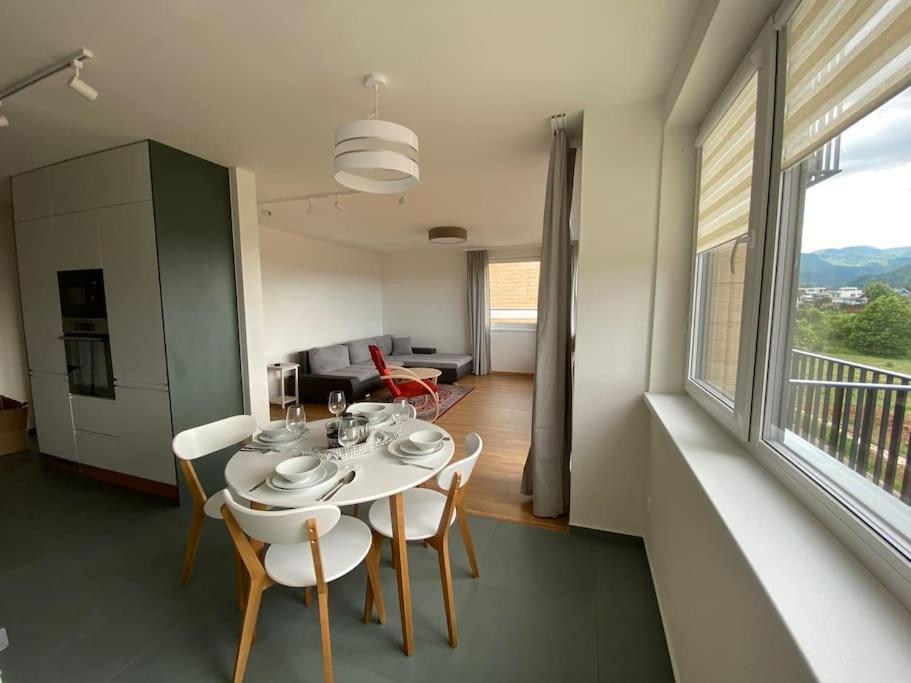 شقة New Flat With A Mountain View, Garage Parking بانْشكا بيشتريتْسا المظهر الخارجي الصورة